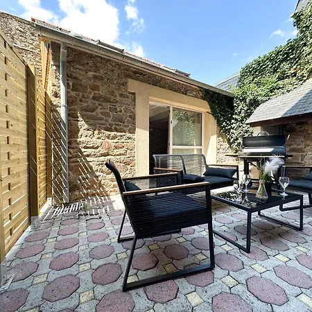 New: L'Ecrin Secret Face A La Gare ! Apartment Guingamp Exterior photo