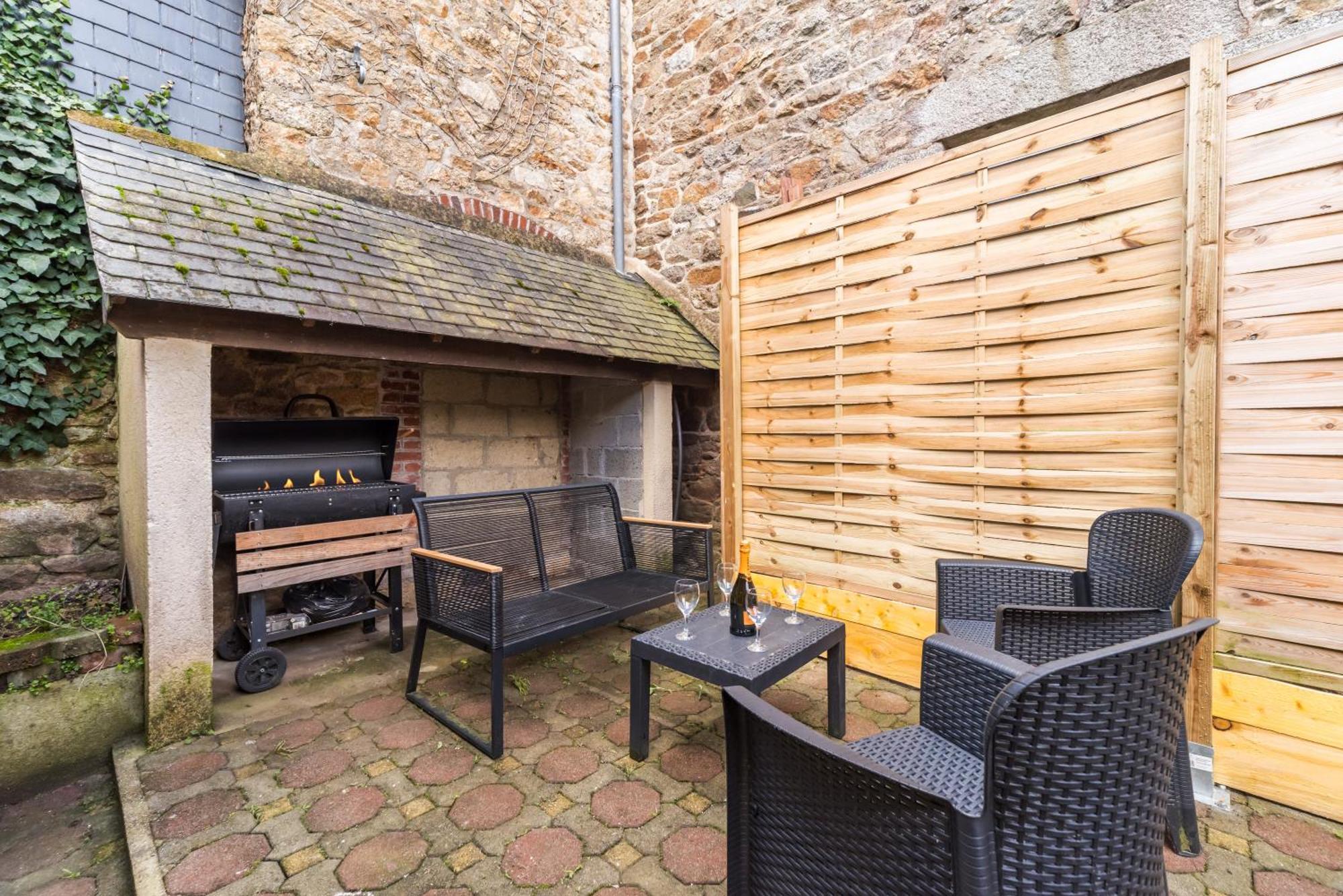 New: L'ecrin Secret Face A La Gare ! Apartment Guingamp